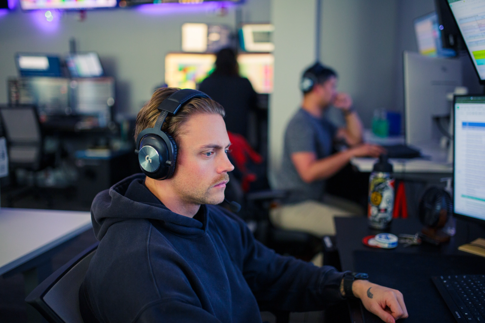 ZeroEyes analyst at a monitoring station