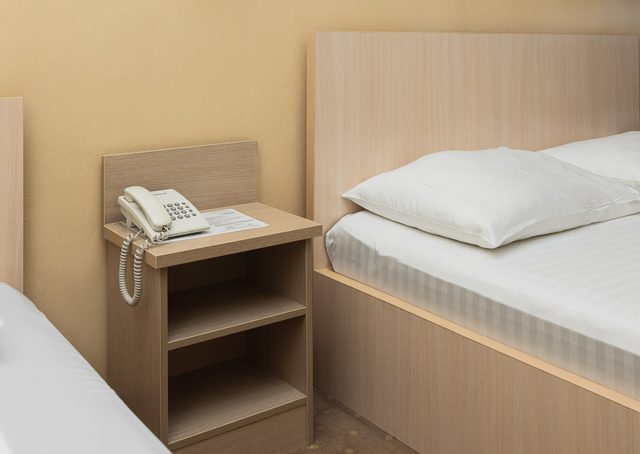 Soba sa francuskim ležajem 8