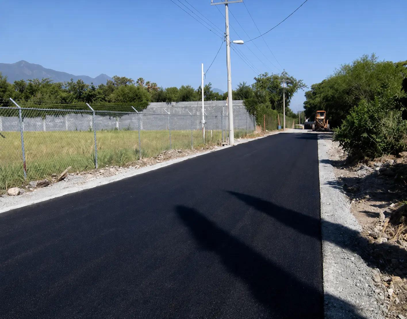 Camino pavimentado por PUCSA Maquinaria