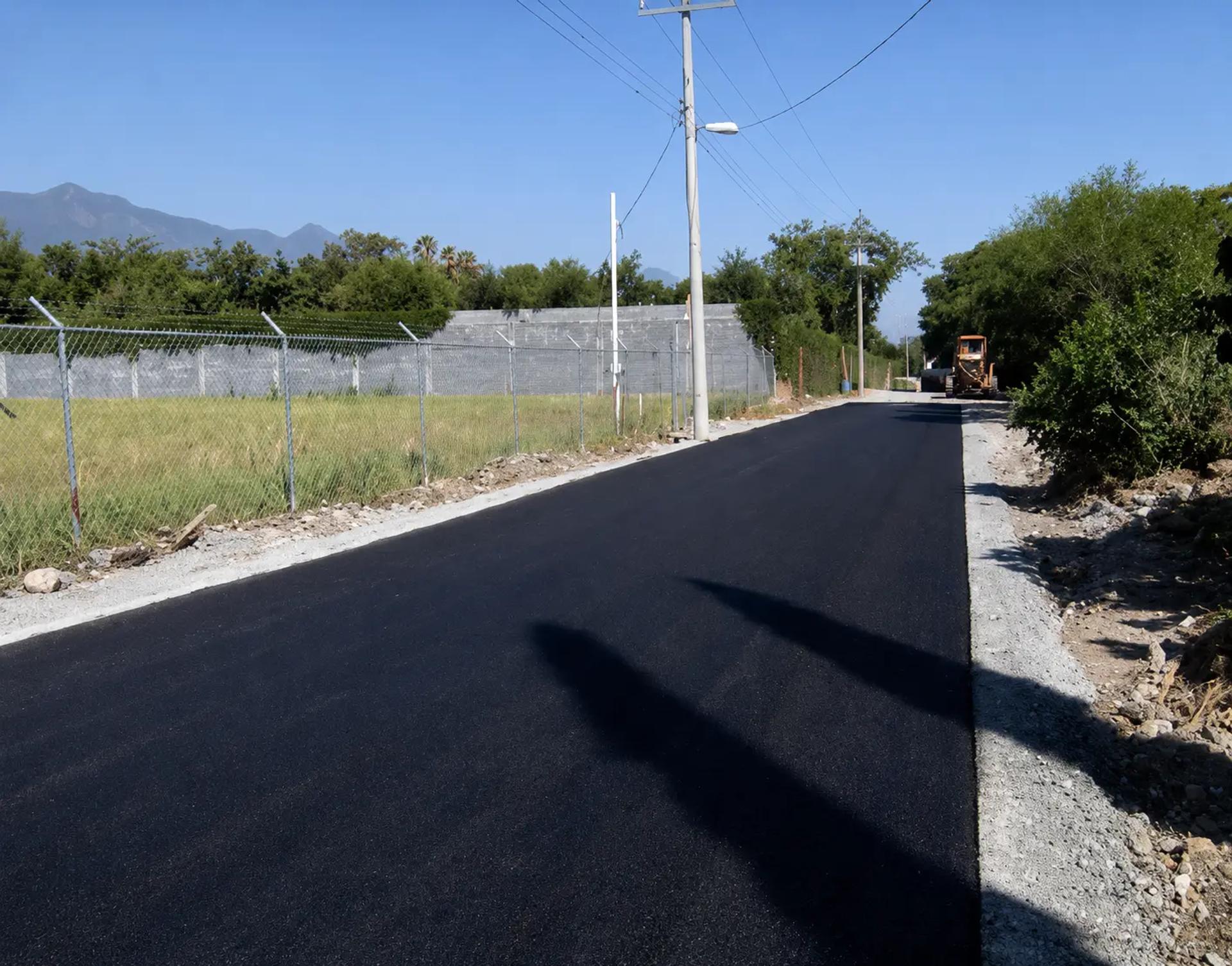 Camino pavimentado por PUCSA Maquinaria