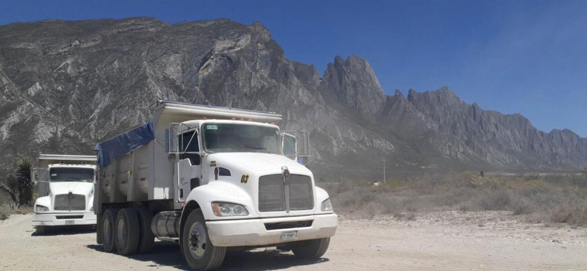 Acarreo y transporte de materiales — PUCSA Maquinaria