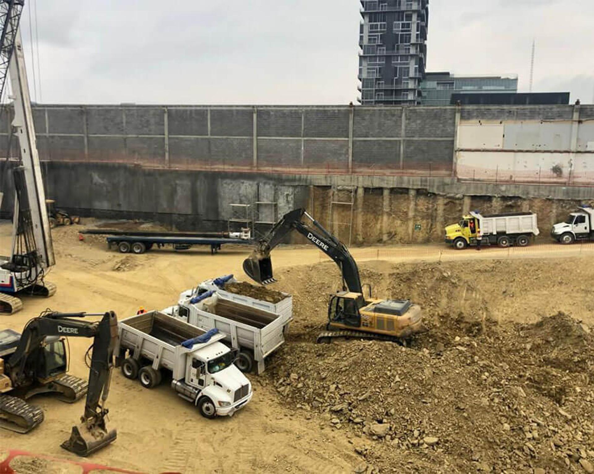Servicio de excavadoras — PUCSA Maquinaria