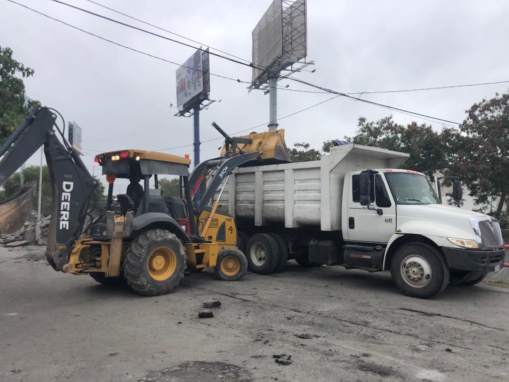 Servicio de retroexcavadoras — PUCSA Maquinaria