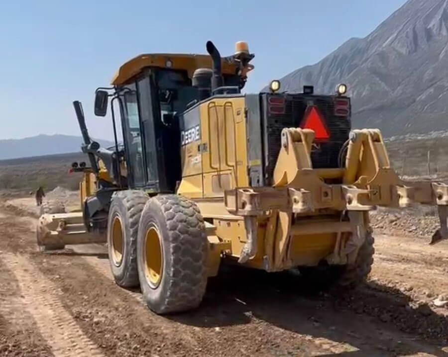 Servicio de motoconformadoras — PUCSA Maquinaria