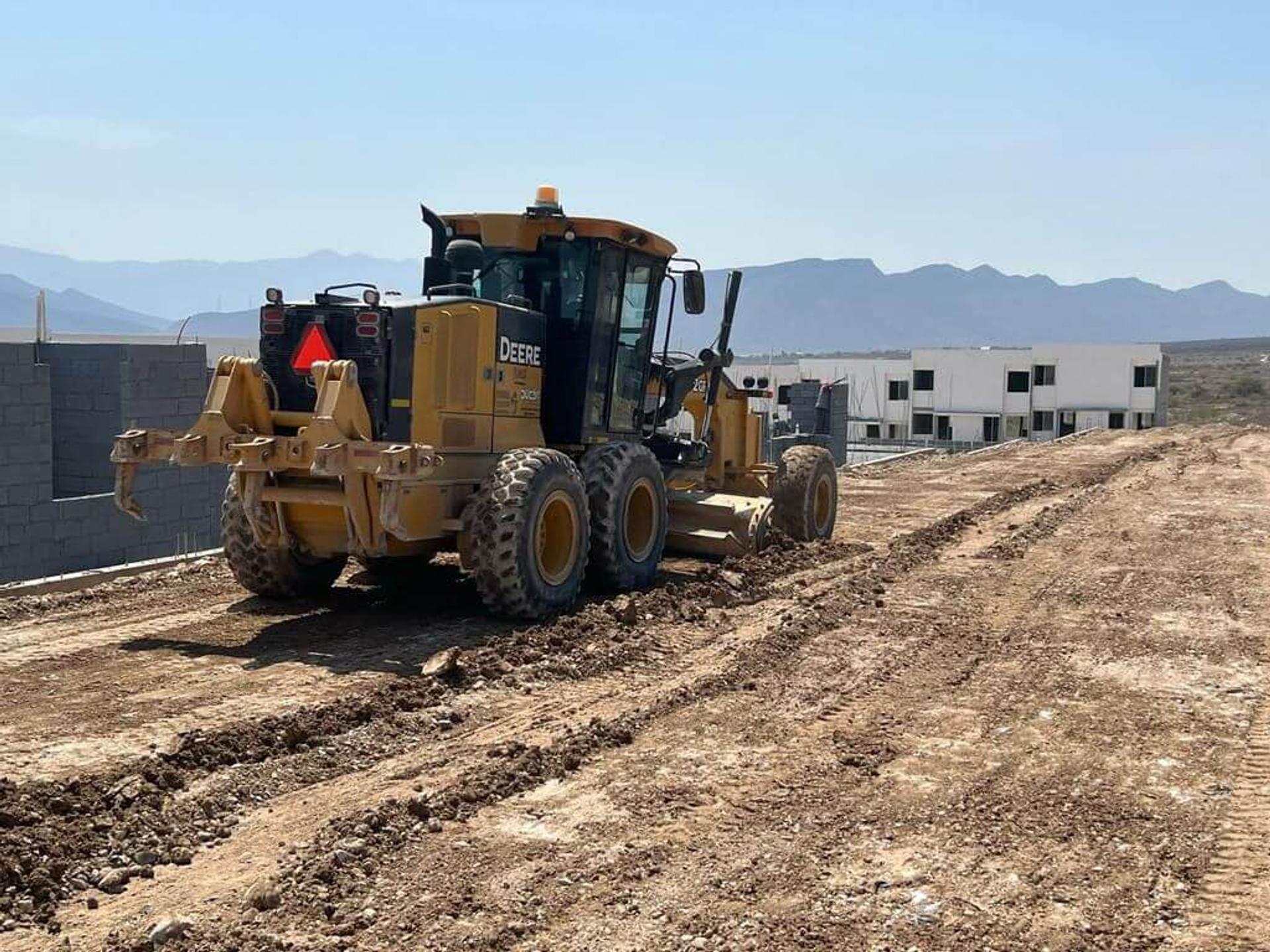 Servicio de rodillo compactador — PUCSA Maquinaria