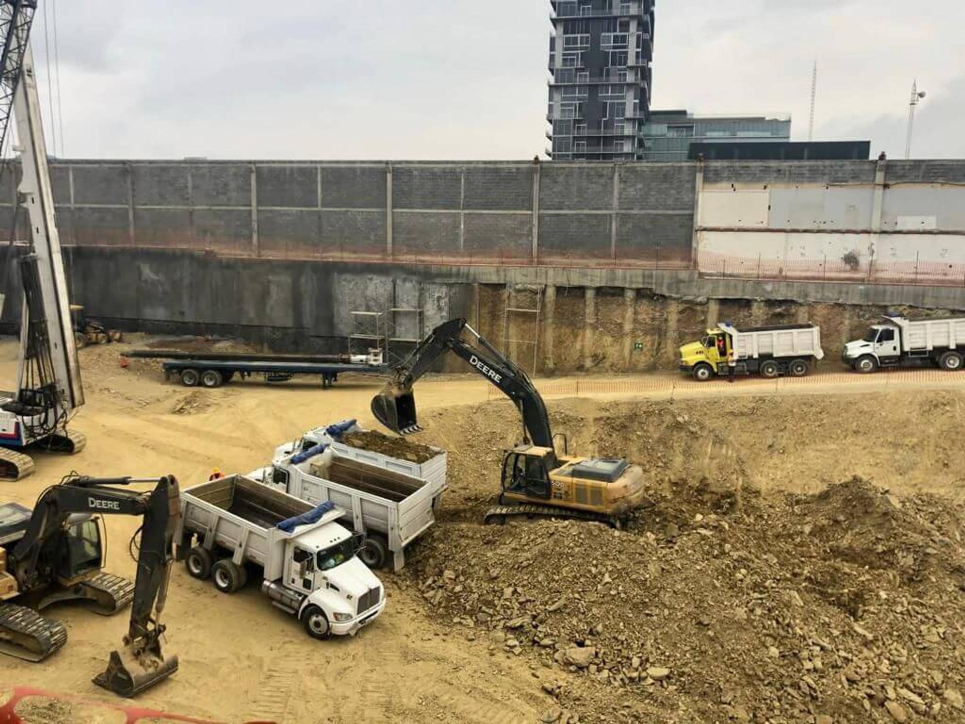 Servicio de excavadoras — PUCSA Maquinaria