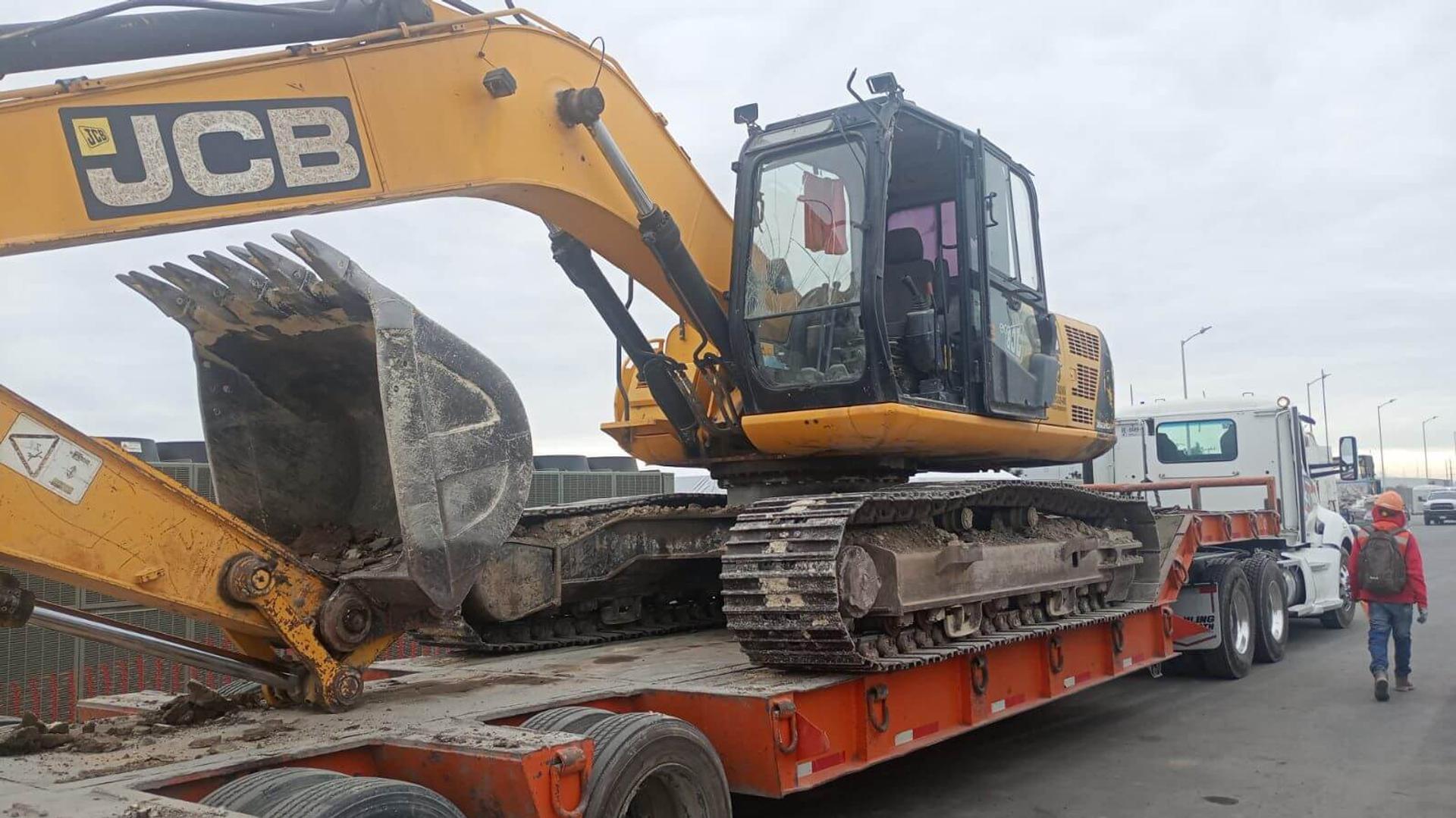 Servicio de Lowboy — PUCSA Maquinaria