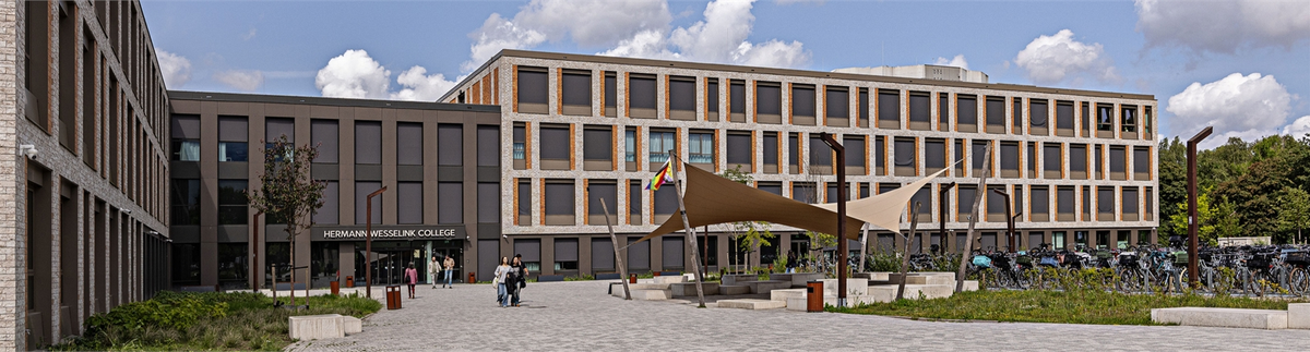 Displaying: Hermann Wesselink College