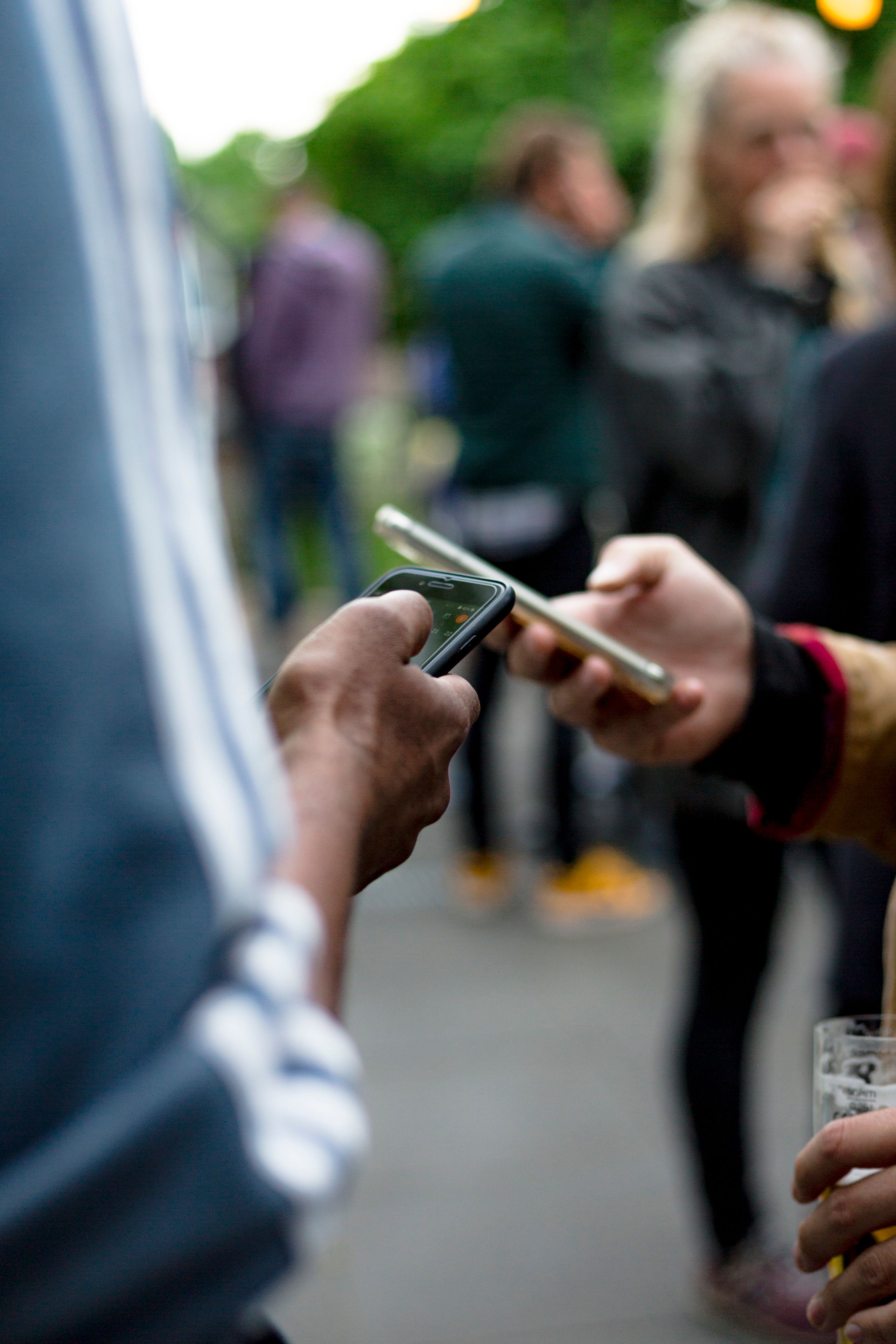 Stay or leave? The risks and opportunities of big tech for culture