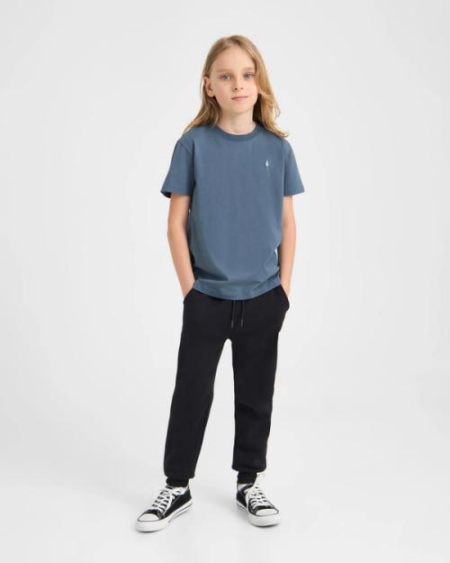 Kids t-shirt and joggers on-model photography — childrenswear ecommerce GoPackshot