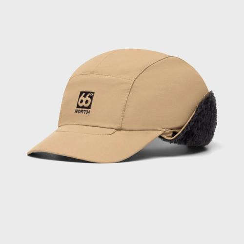 Cap side view packshot for ecommerce product listings