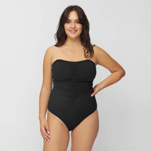 Strapless swimsuit on-model inclusive photography — swimwear GoPackshot