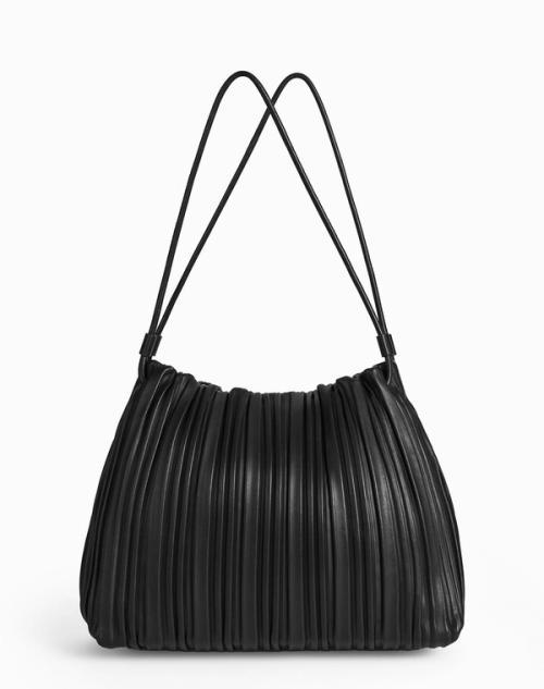 Shoulder bag front packshot on white background — GoPackshot studio