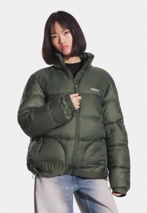 Jacket on-model photography in studio — womenswear ecommerce GoPackshot