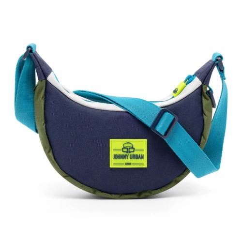 Kids crossbody sling bag packshot — ecommerce GoPackshot studio