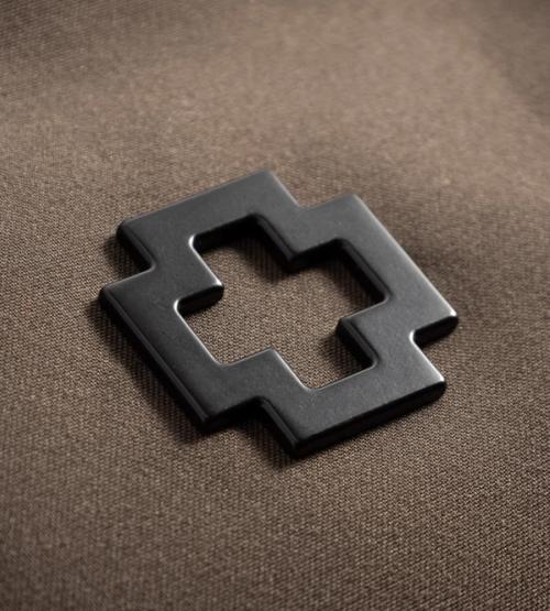 Jacket hardware detail macro photography — menswear studio GoPackshot