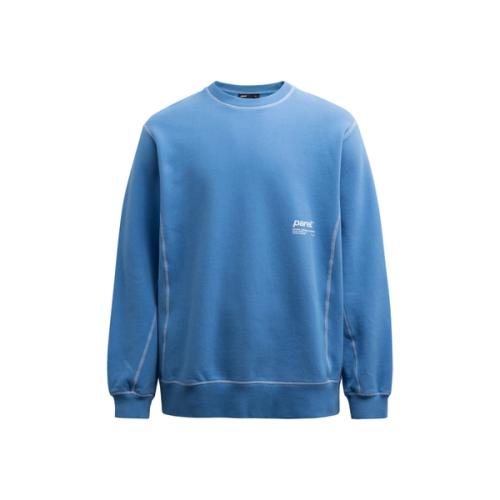 Sweatshirt flat-lay packshot on white background — ecommerce GoPackshot