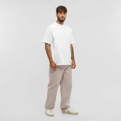 T-shirt on-model minimalist photography — menswear ecommerce GoPackshot