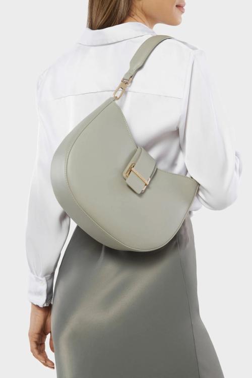 Hobo bag on-model lifestyle photography — GoPackshot studio