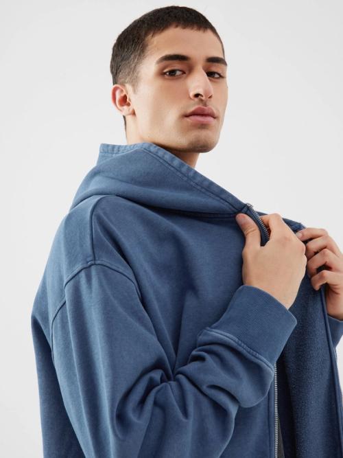 Hoodie on-model close-up portrait — menswear ecommerce GoPackshot