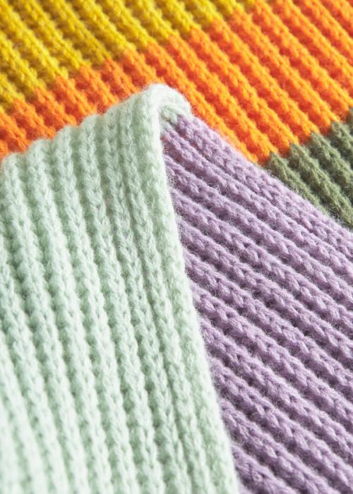 Scarf knit texture close-up photography for ecommerce