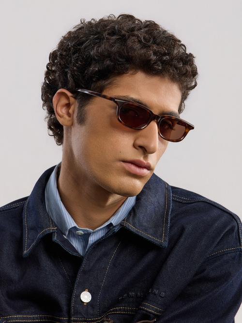 Tortoise sunglasses on-model photography — eyewear ecommerce GoPackshot