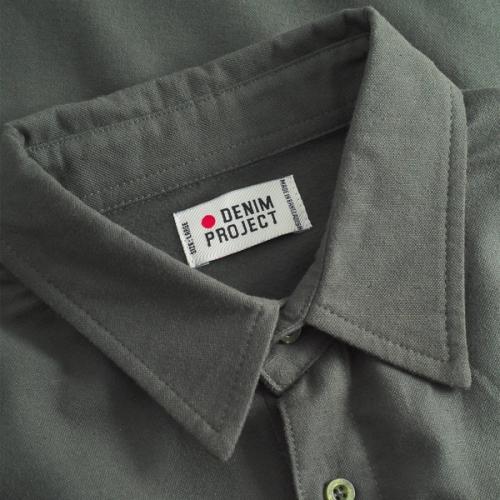Shirt collar label detail close-up photography — menswear GoPackshot
