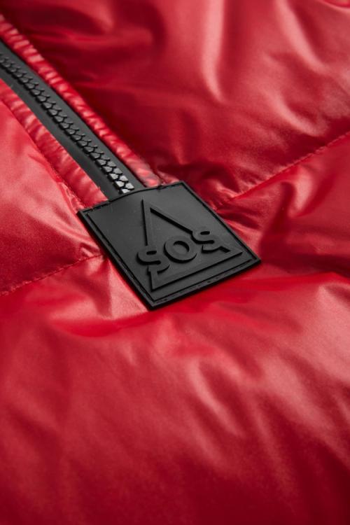 Jacket logo patch detail close-up photography — womenswear ecommerce GoPackshot