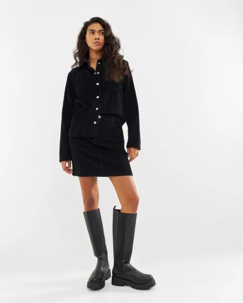 Knee-high boot on-model photography with styled outfit — GoPackshot studio