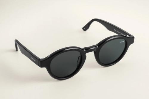 Sunglasses three-quarter packshot on light background — eyewear photography GoPackshot