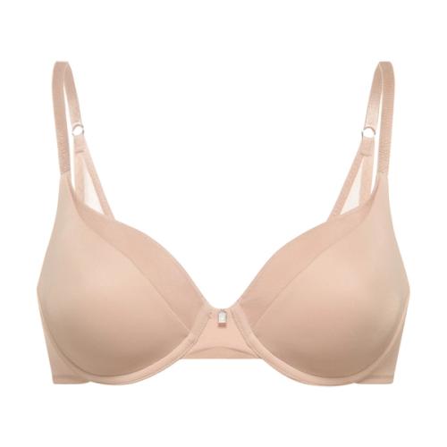 Bra packshot on white background — underwear ecommerce GoPackshot studio