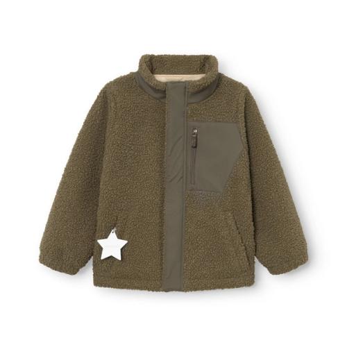 Kids sherpa jacket packshot on white background — childrenswear ecommerce GoPackshot