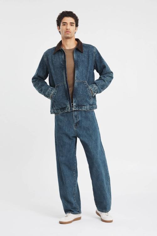 Jacket on-model photography in studio — menswear ecommerce GoPackshot