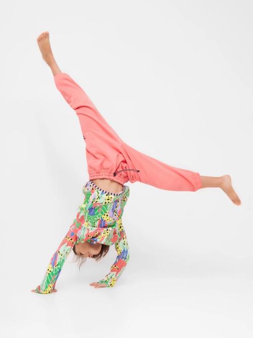 Kids dynamic on-model photography in studio — childrenswear ecommerce GoPackshot