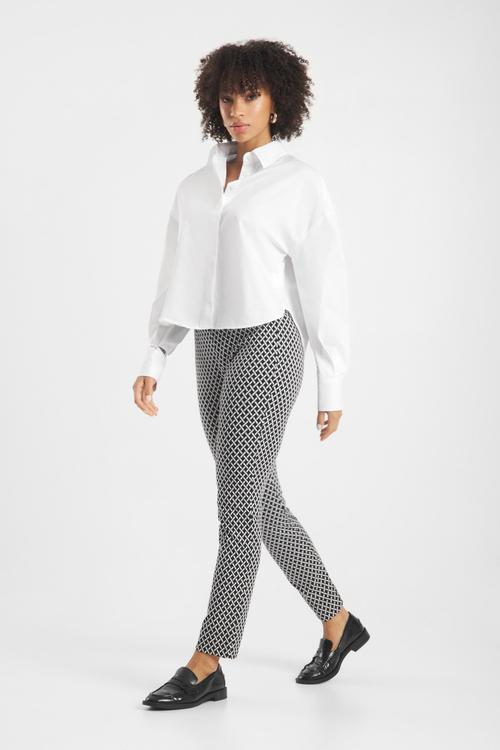 Printed slim trousers on-model photography — womenswear ecommerce GoPackshot