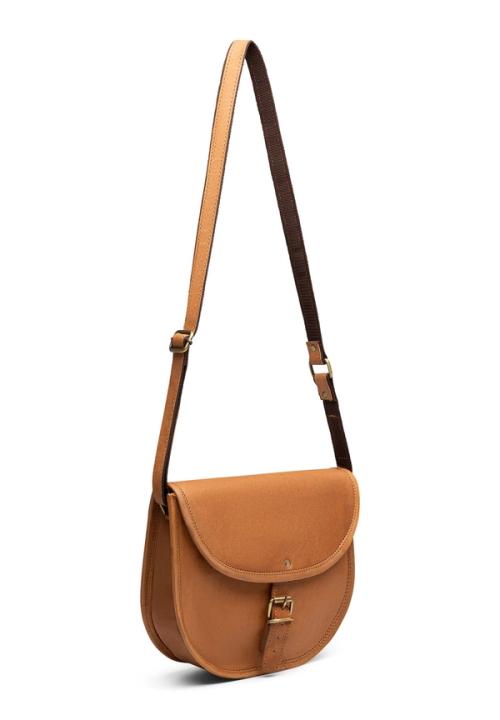 Saddle bag full strap extended packshot — ecommerce GoPackshot