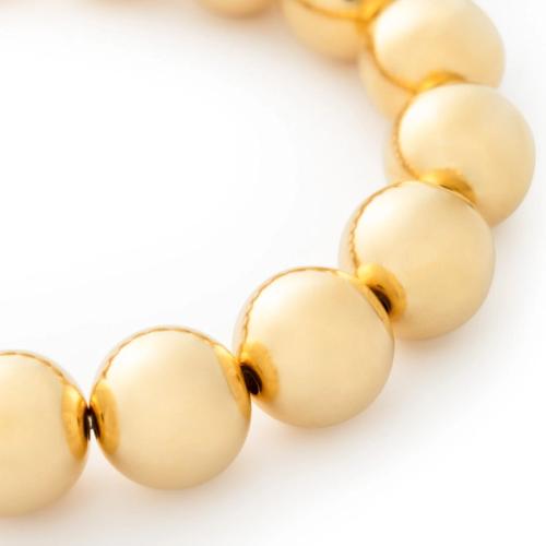 Bracelet macro detail showing bead surface — jewellery photography GoPackshot