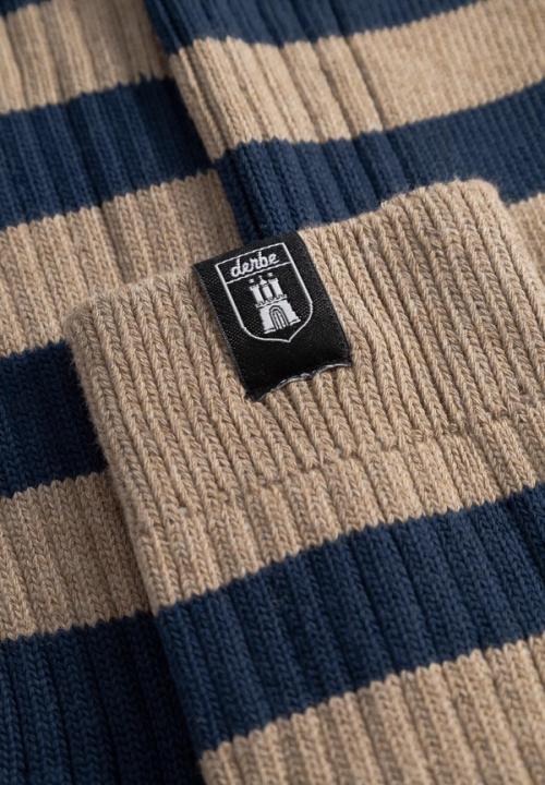 Scarf knit label detail photography for accessories ecommerce