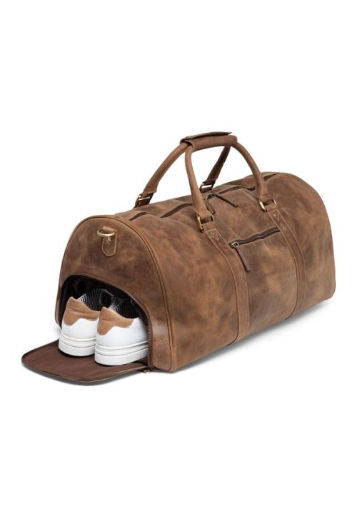 Duffle bag shoe compartment open detail — GoPackshot studio