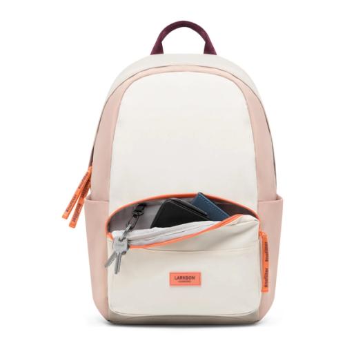 Backpack open pocket detail photography — GoPackshot studio