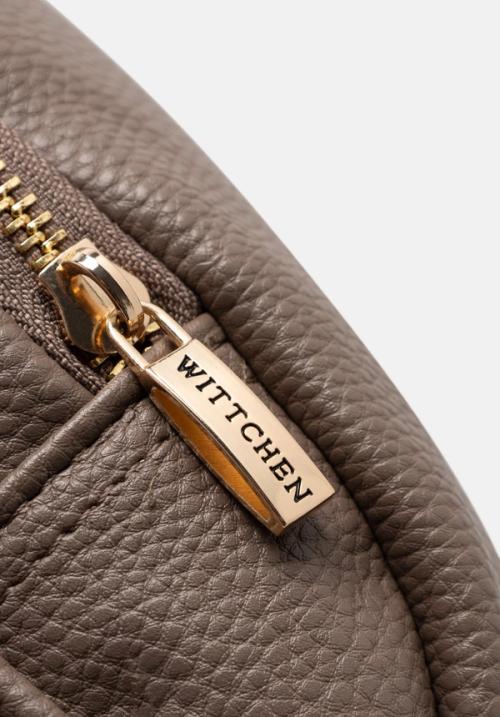 Handbag zipper pull detail macro — ecommerce GoPackshot studio