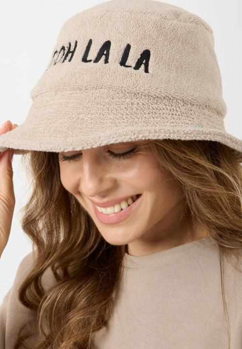 Hat on-model smiling close-up portrait for accessories