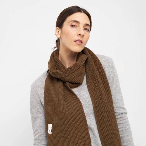 Scarf on-model alternative angle for accessories ecommerce