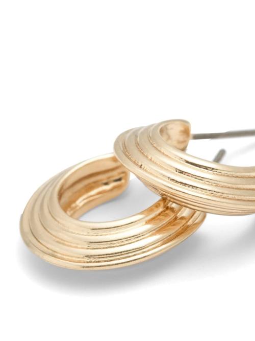 Earrings macro detail showing texture and closure — jewellery photography GoPackshot