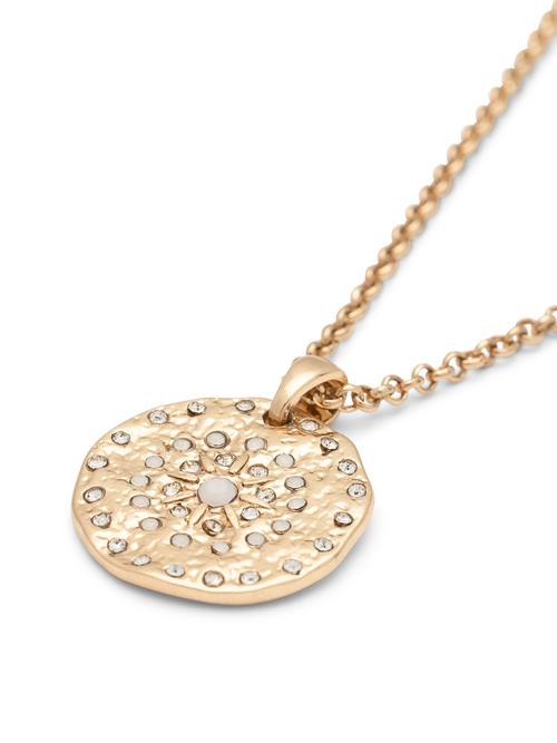 Gold coin pendant macro packshot with stone detail — jewellery photography GoPackshot