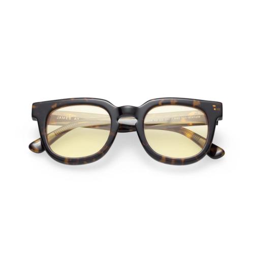 Sunglasses front-view packshot with tinted lenses — eyewear photography GoPackshot