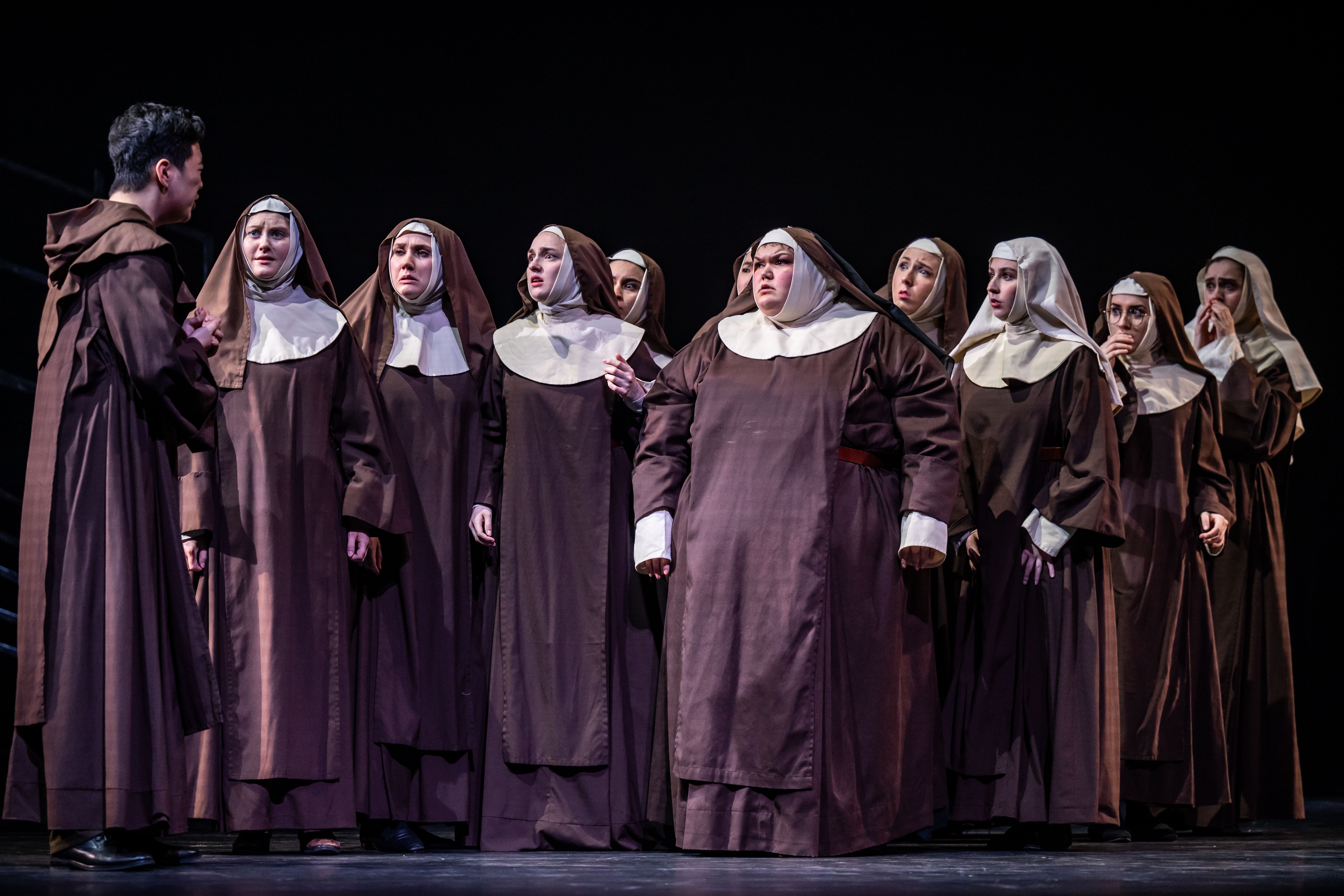 Dialogues Des Carmélites — L'Aumônier