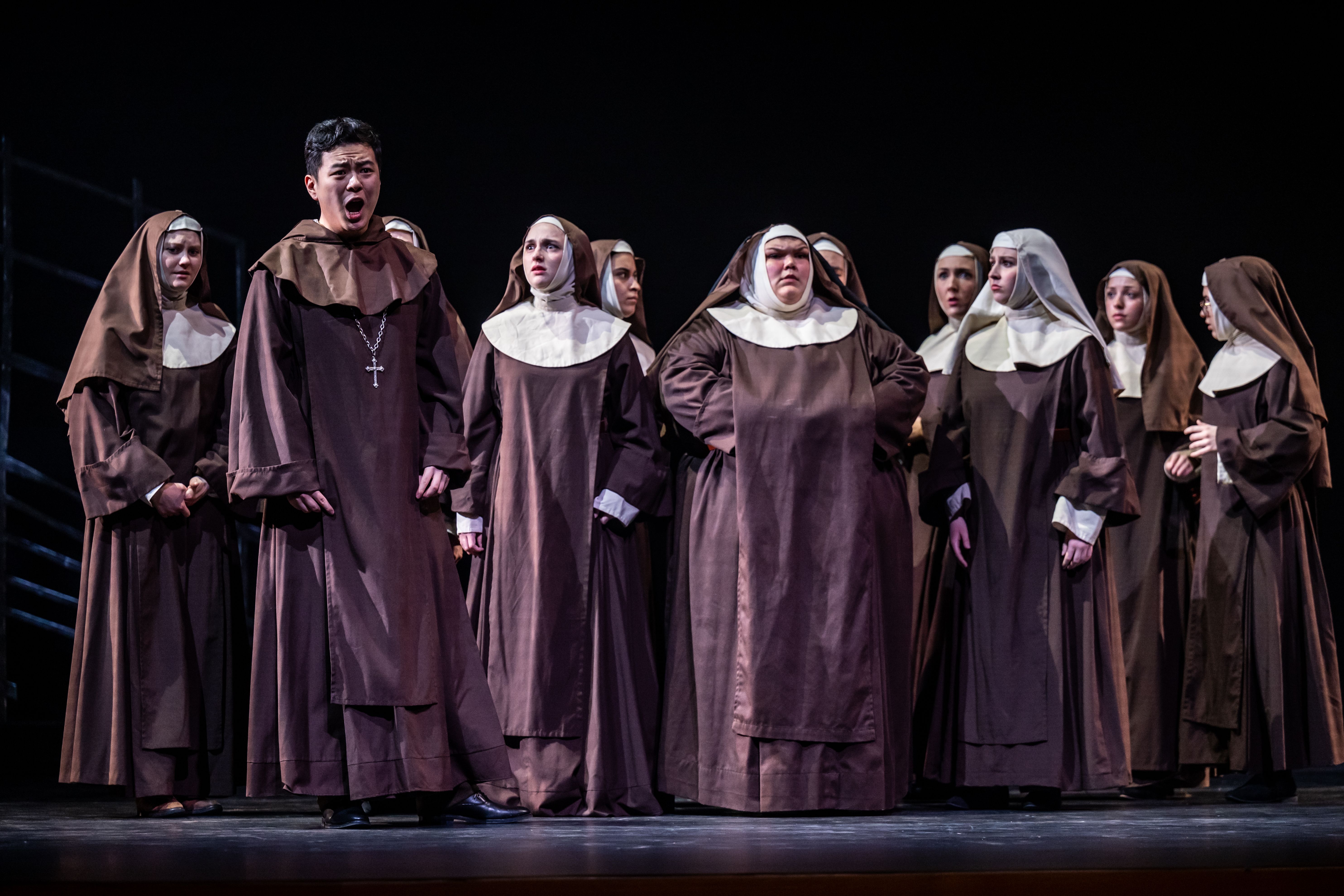 Dialogues Des Carmélites — L'Aumônier