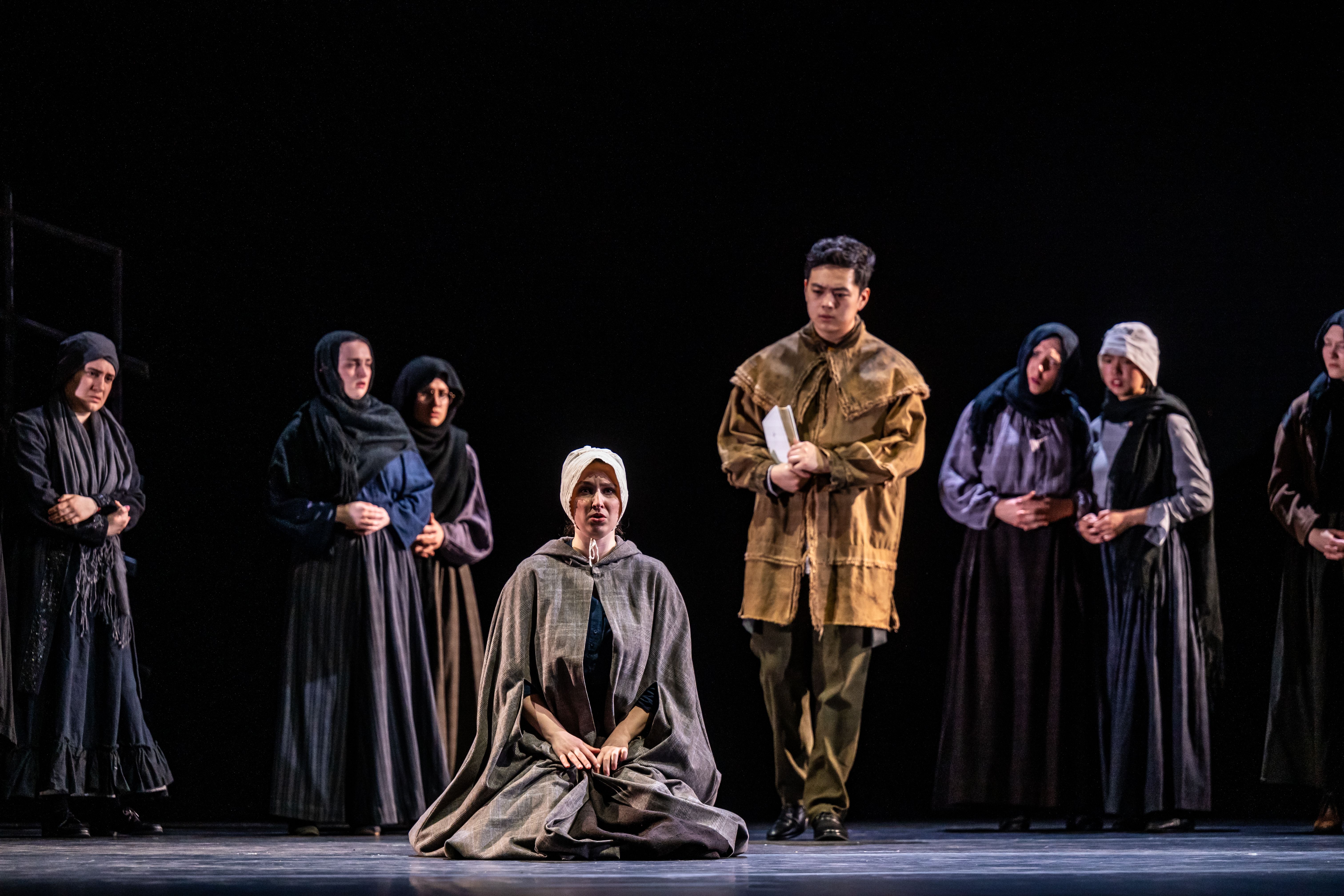 Dialogues Des Carmélites — L'Aumônier