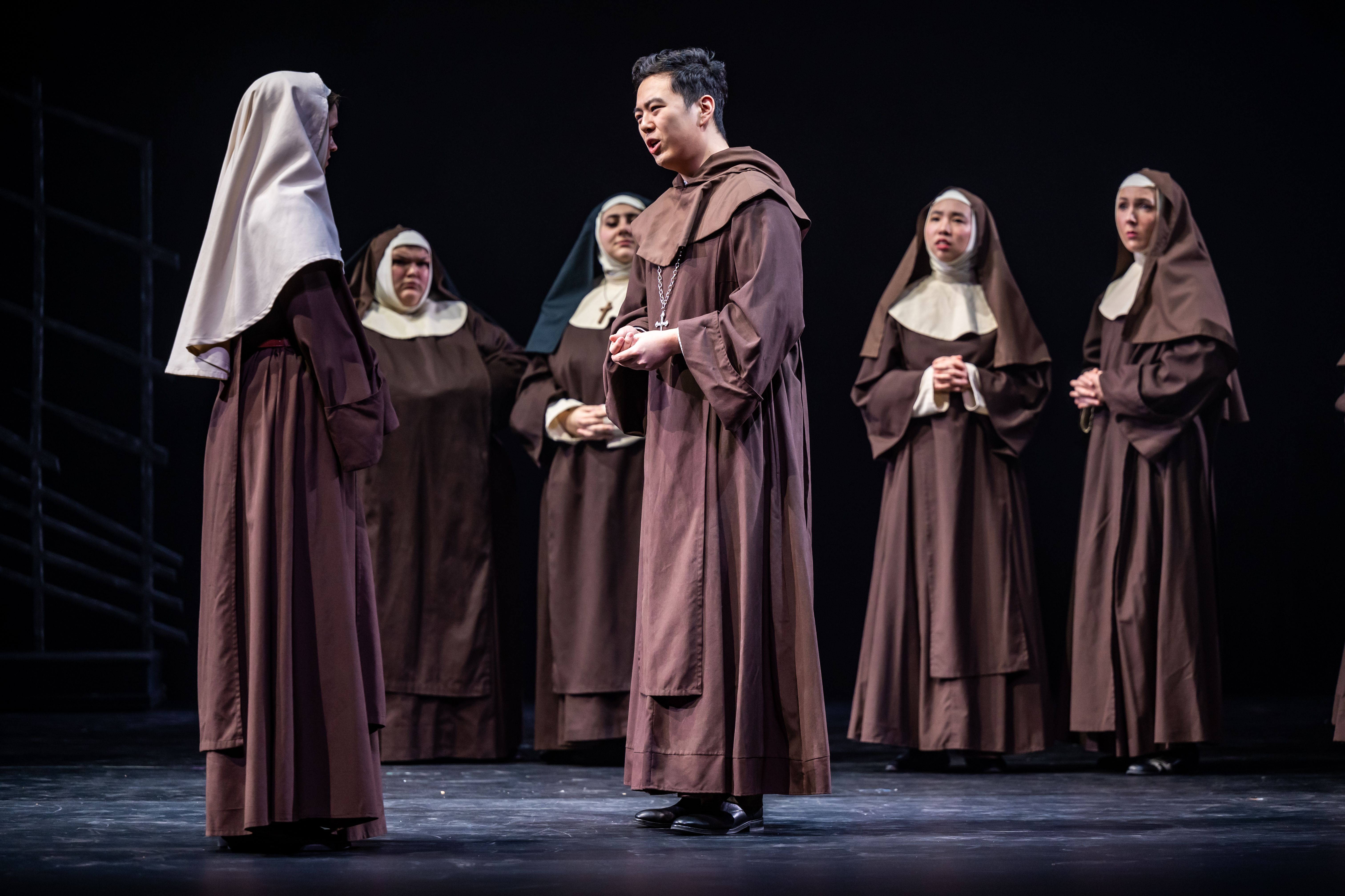 Dialogues Des Carmélites — L'Aumônier